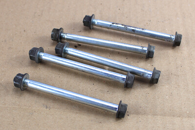 Schraubensatz Bremsscheibe vorne Honda CB650C RC05 gebraucht