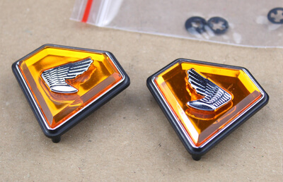 Seitendeckelemblem Set Diamant orange Honda CB750K2-K6 neu