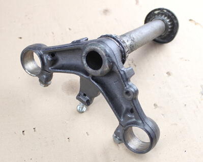 Untere Gabelbrcke Honda CB400F gebraucht