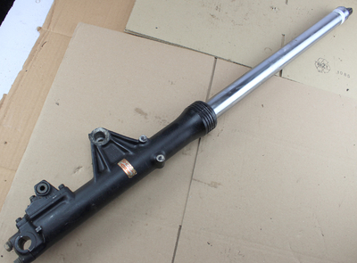 Gabelholm links 39mm Honda CB900F BoldOr SC09 gebraucht