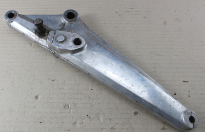 Fussrastenplatte links Honda CB750KZ RC01 gebraucht