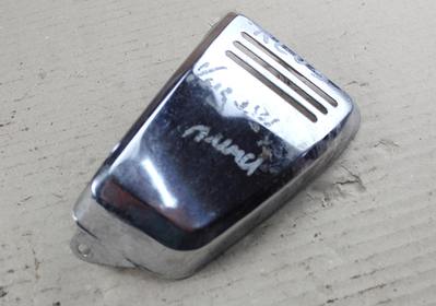 Chromverblendung Luftfilterkasten links Honda CB650C RC05 gebraucht