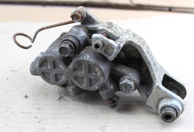 Bremssattel vorne links Honda CBX750 mit Halterung gebraucht