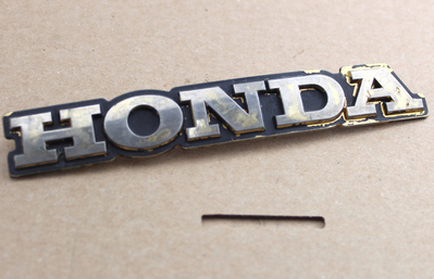 Emblem Frontverkleidung vorne Honda GL500-650 gebraucht