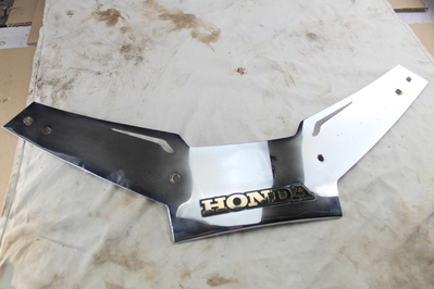 Chromblende Front Verkleidung Honda GL650 Silverwing gebraucht