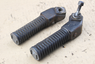 Soziusfussrasten Satz links rechts Honda CB500-550F CB750F1 gebraucht