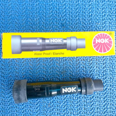 Zndkerzenstecker NGK SD05F gerade Honda CB Four